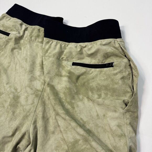 Fabletics Shorts Mens Size XXL 5" Inseam Running Gym Athleisure - Picture 5 of 8